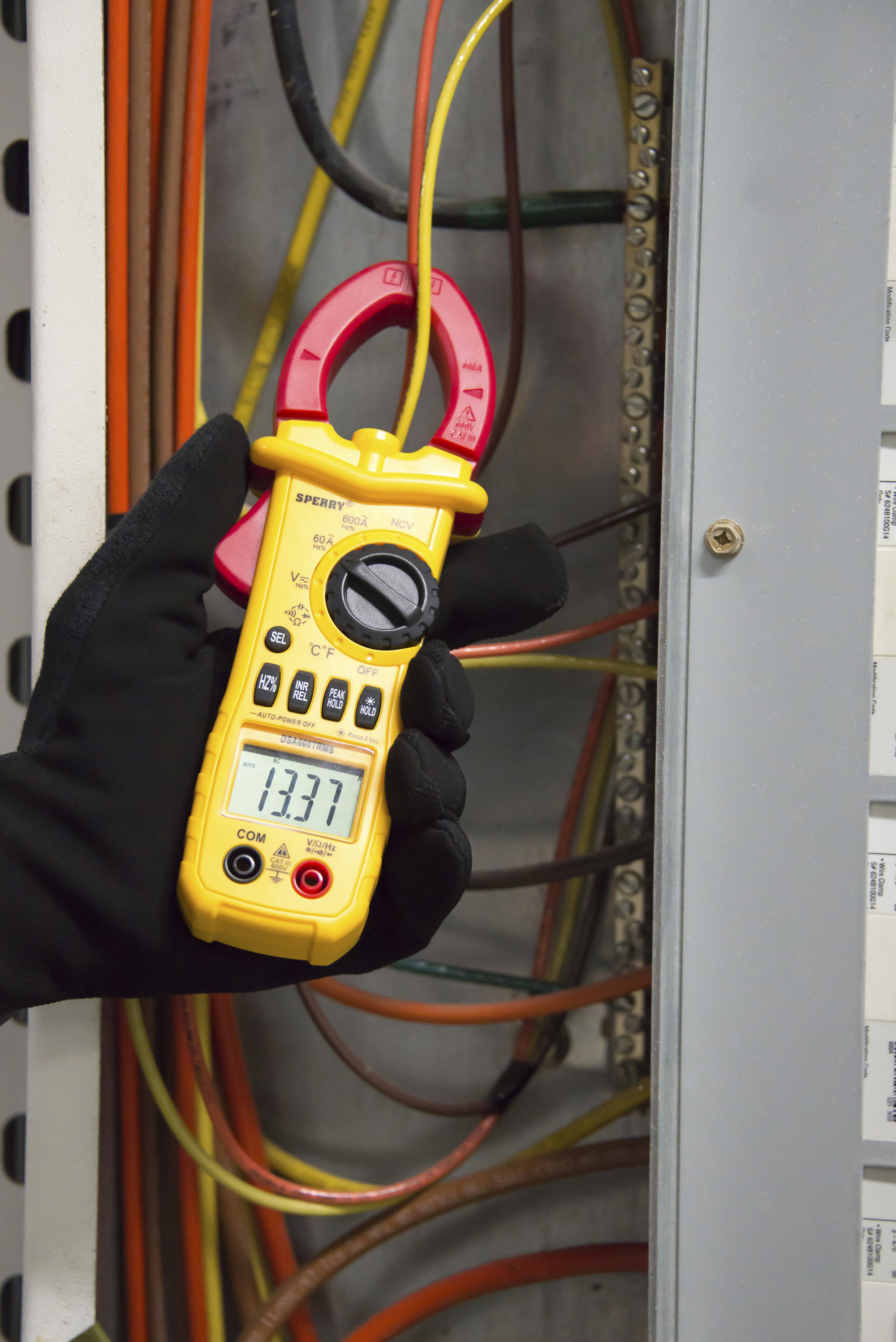 Sperry Instruments True RMS 600A Clamp Meter Sperry Instruments True RMS 600A Clamp Meter