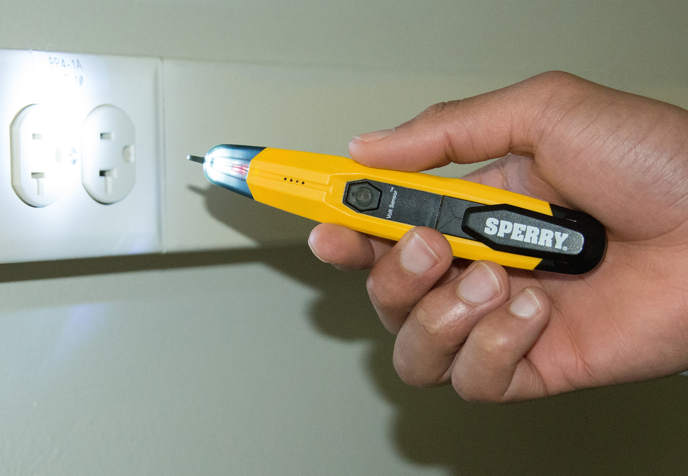 Sperry clearance volt sensor